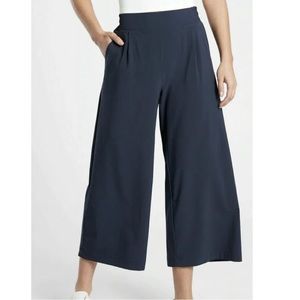 Athleta Brooklyn Wide Leg Crop, Navy, 8